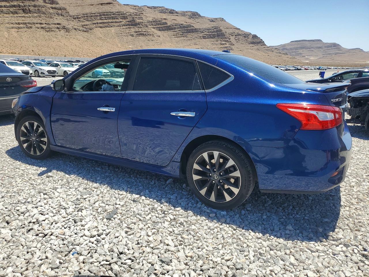 2019 Nissan Sentra Sr - Фото 2