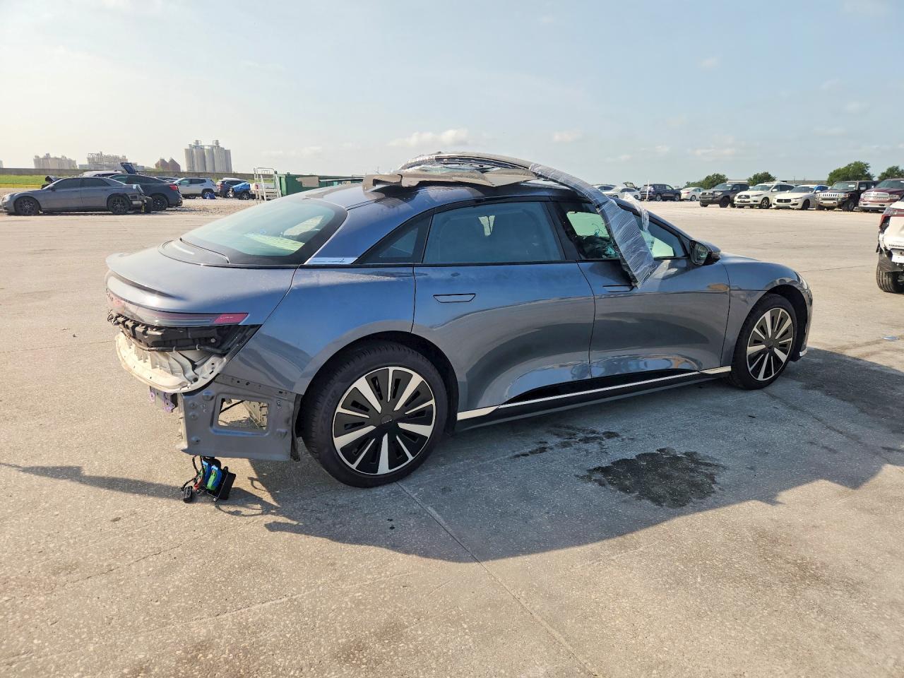 2025 Lucid Motors Air Pure - Фото 3