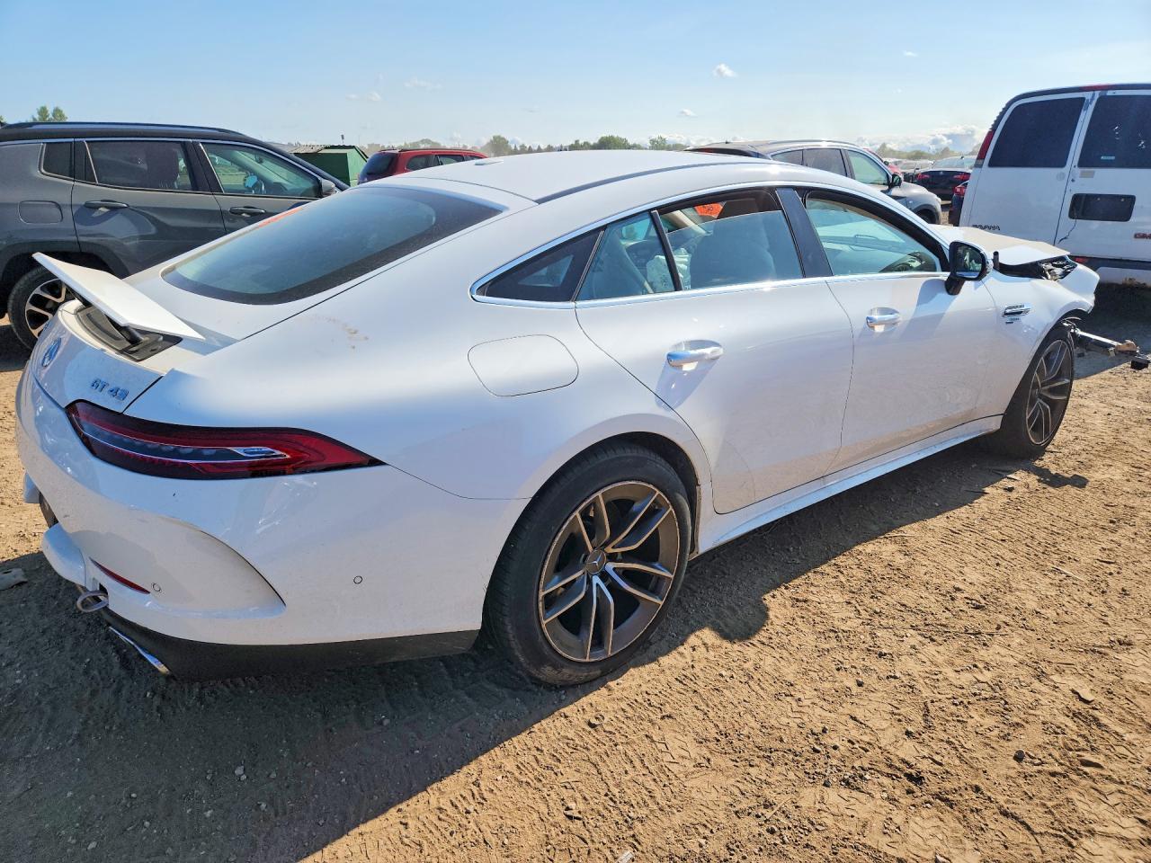 2022 Mercedes-Benz Amg Gt 43 - Фото 3