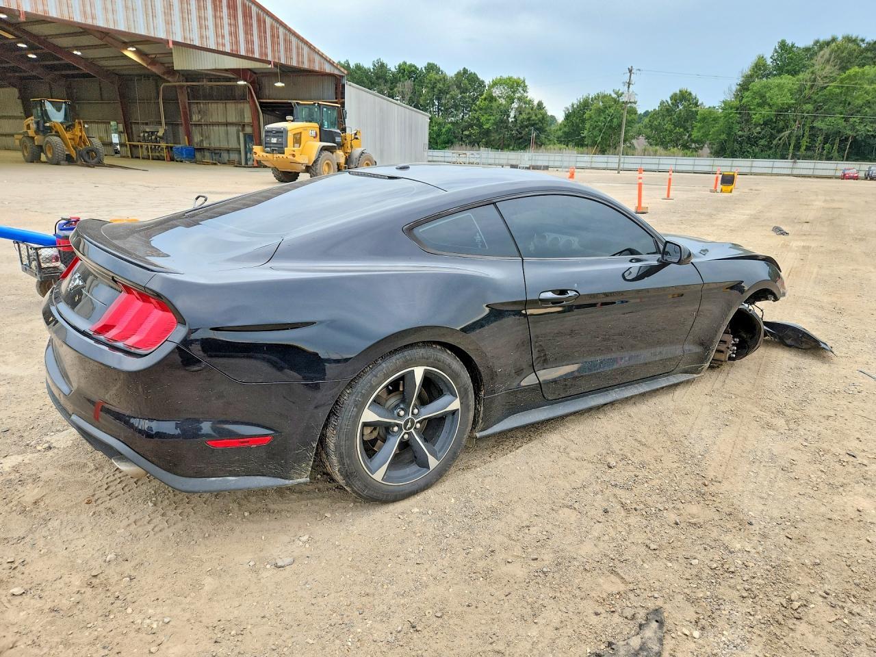 2018 Ford Mustang - Фото 3