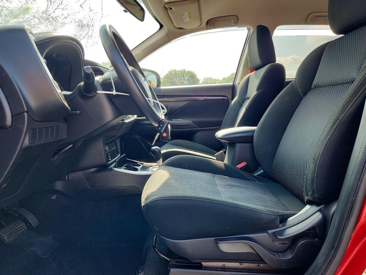 2019 Mitsubishi Outlander Es - Фото 7