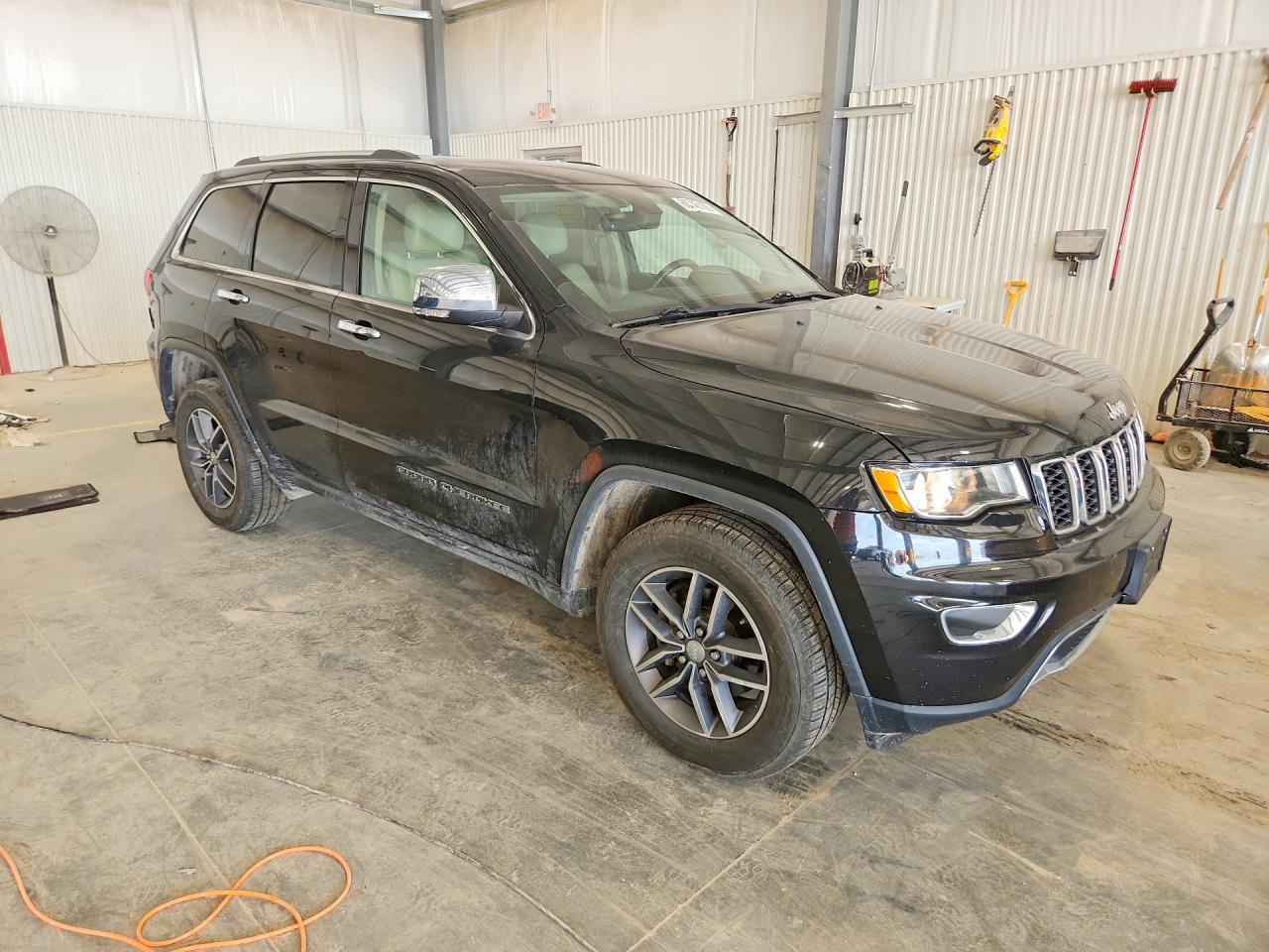 2017 Jeep Grand Cherokee Limited - Image 4