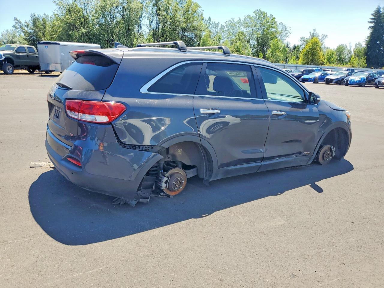 2017 Kia Sorento - Фото 3