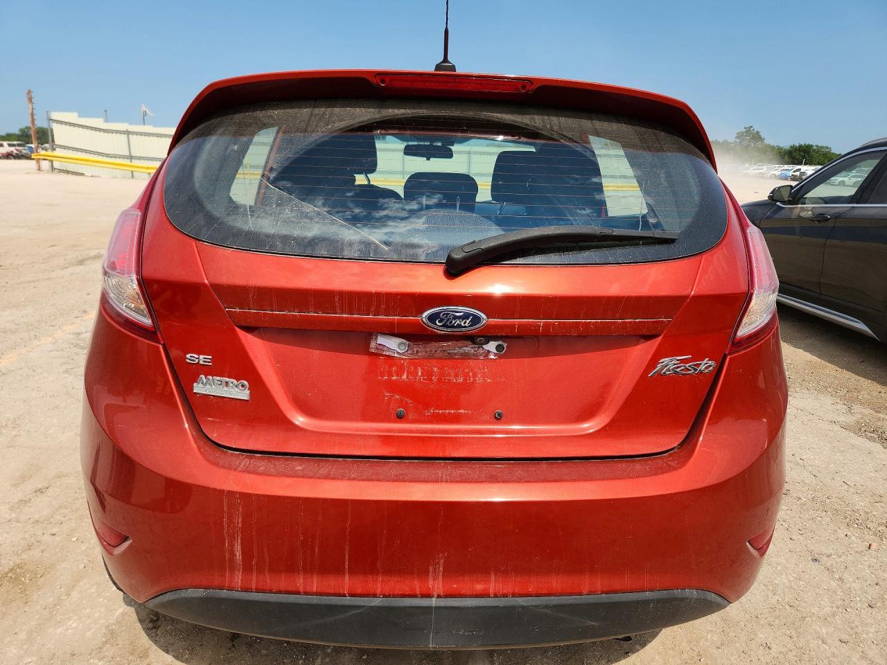 2018 Ford Fiesta Se - Фото 6