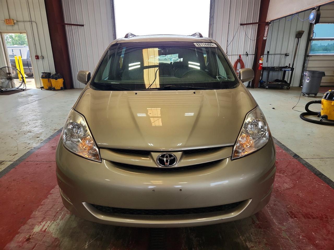 2009 Toyota Sienna Xle - Image 5