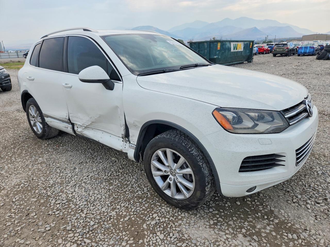 2014 Volkswagen Touareg V6 - Фото 4