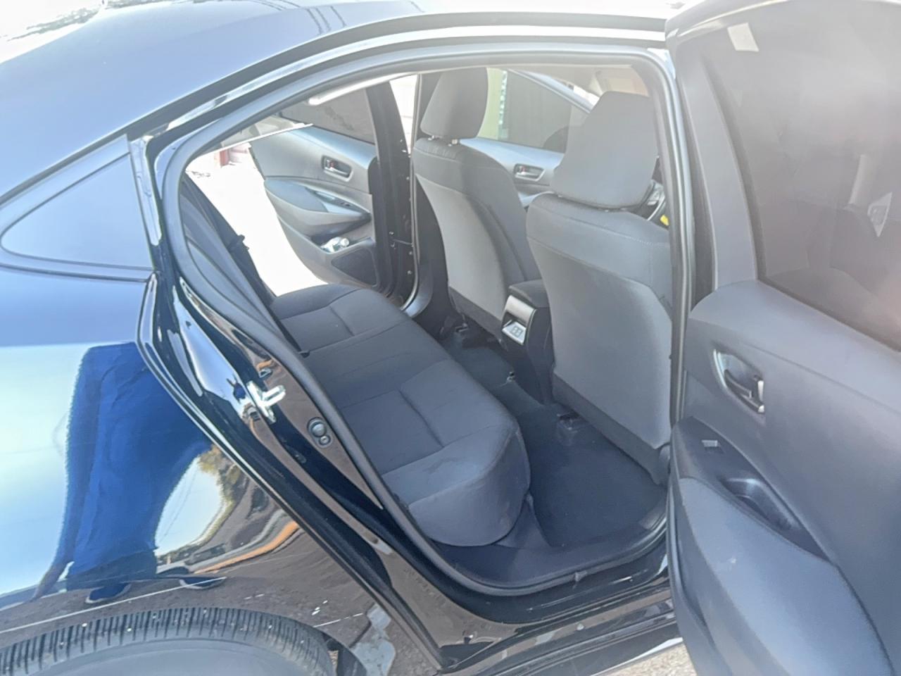 2025 Toyota Corolla Le - Фото 6