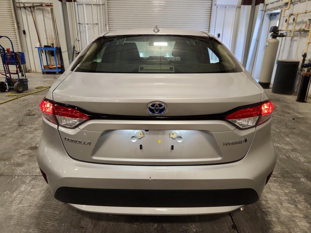 2021 Toyota Corolla Le - Image 6