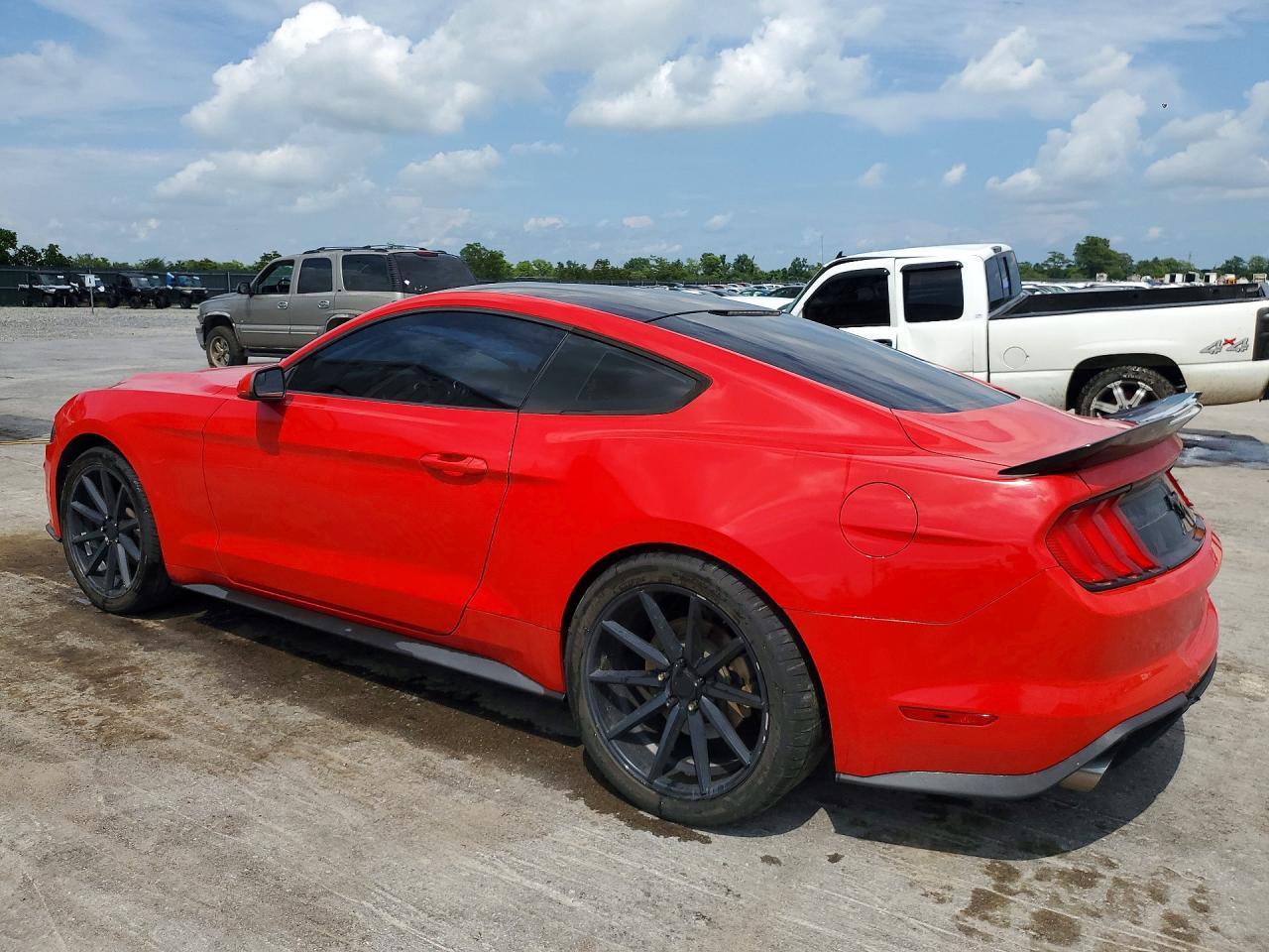 2018 Ford Mustang - Фото 2