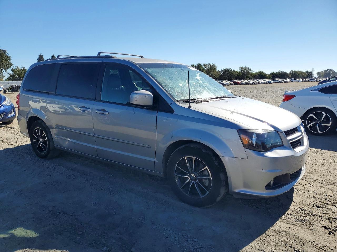 2016 Dodge Grand Caravan R/T - Фото 4