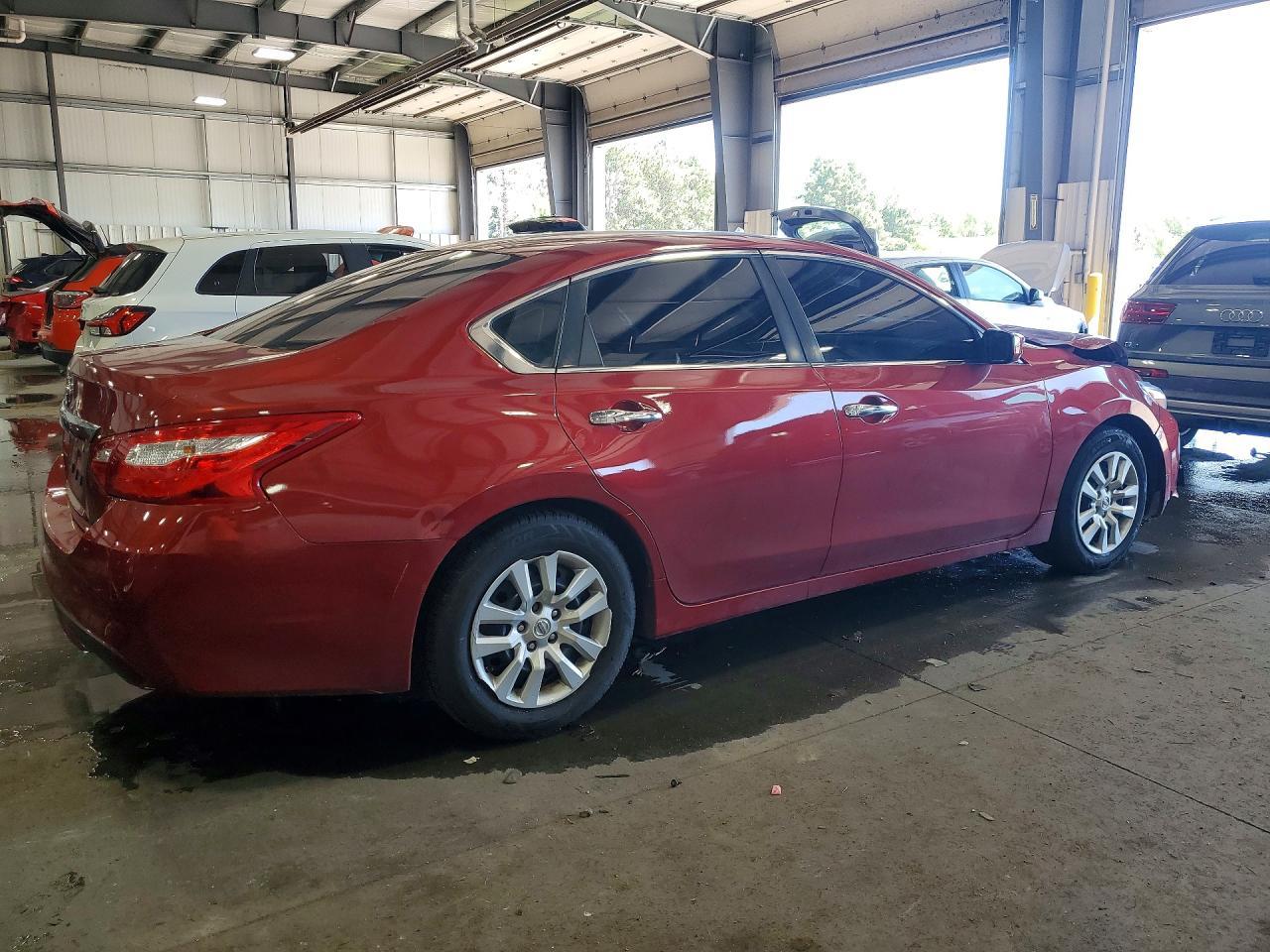 2016 Nissan Altima 2.5 S - Фото 3