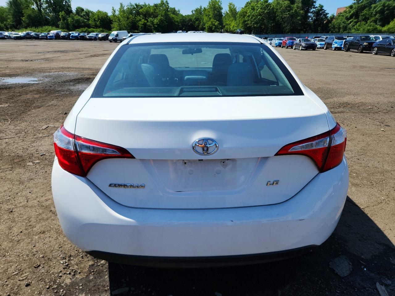 2016 Toyota Corolla Le - Image 6