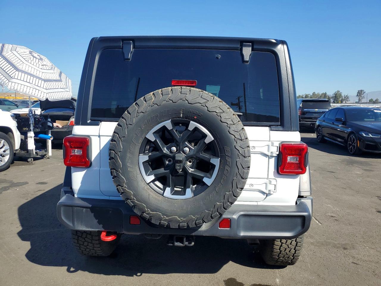 2025 Jeep Wrangler Rubicon - Фото 6