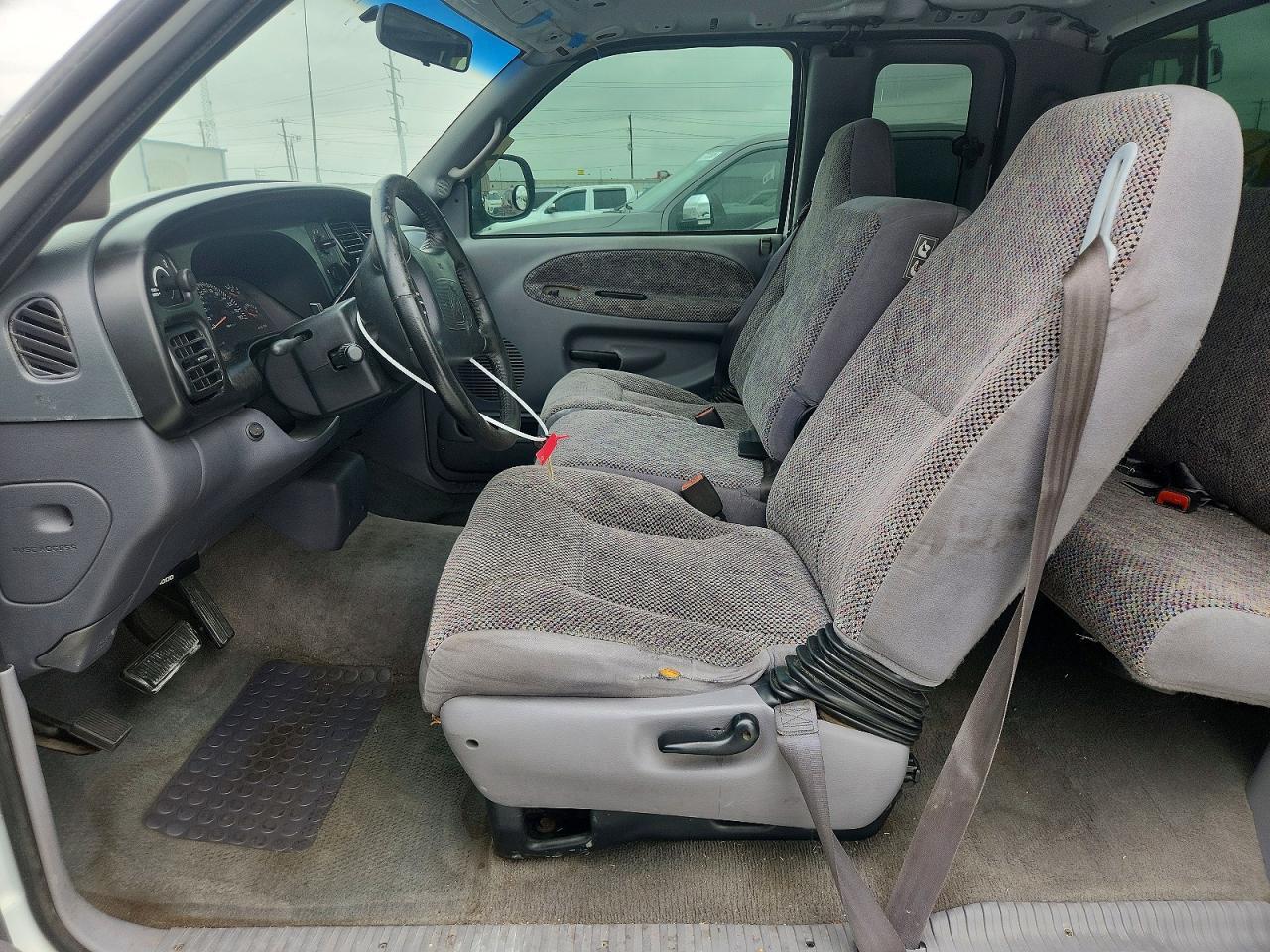 1998 Dodge Ram 1500 - Фото 7