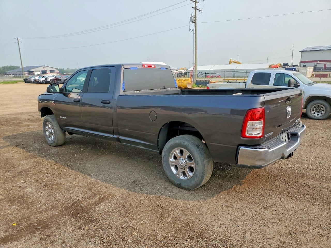 2022 Ram 3500 Big Horn - Фото 2