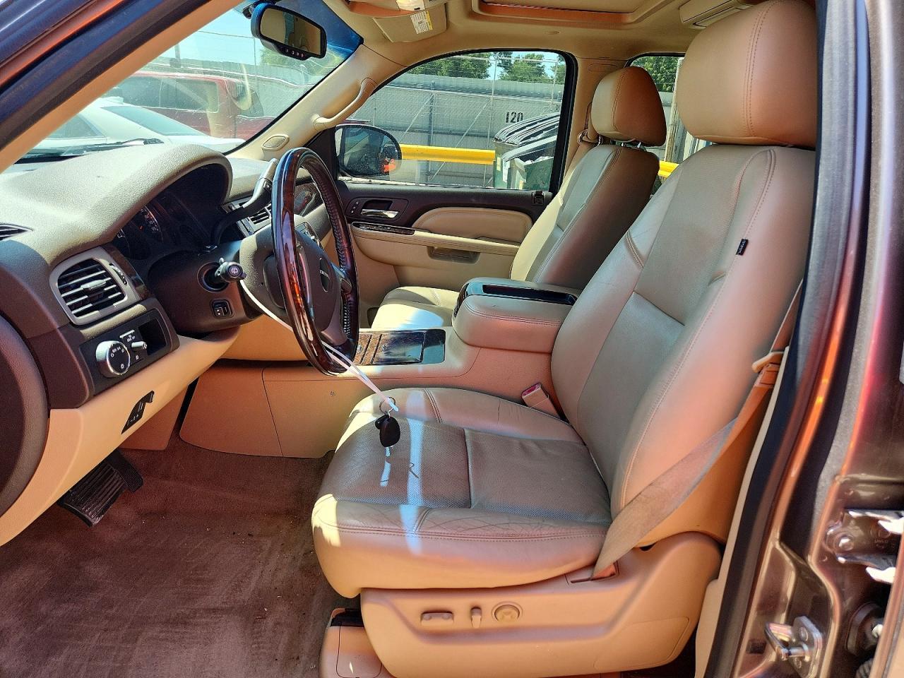 2014 GMC Yukon Denali - Фото 7