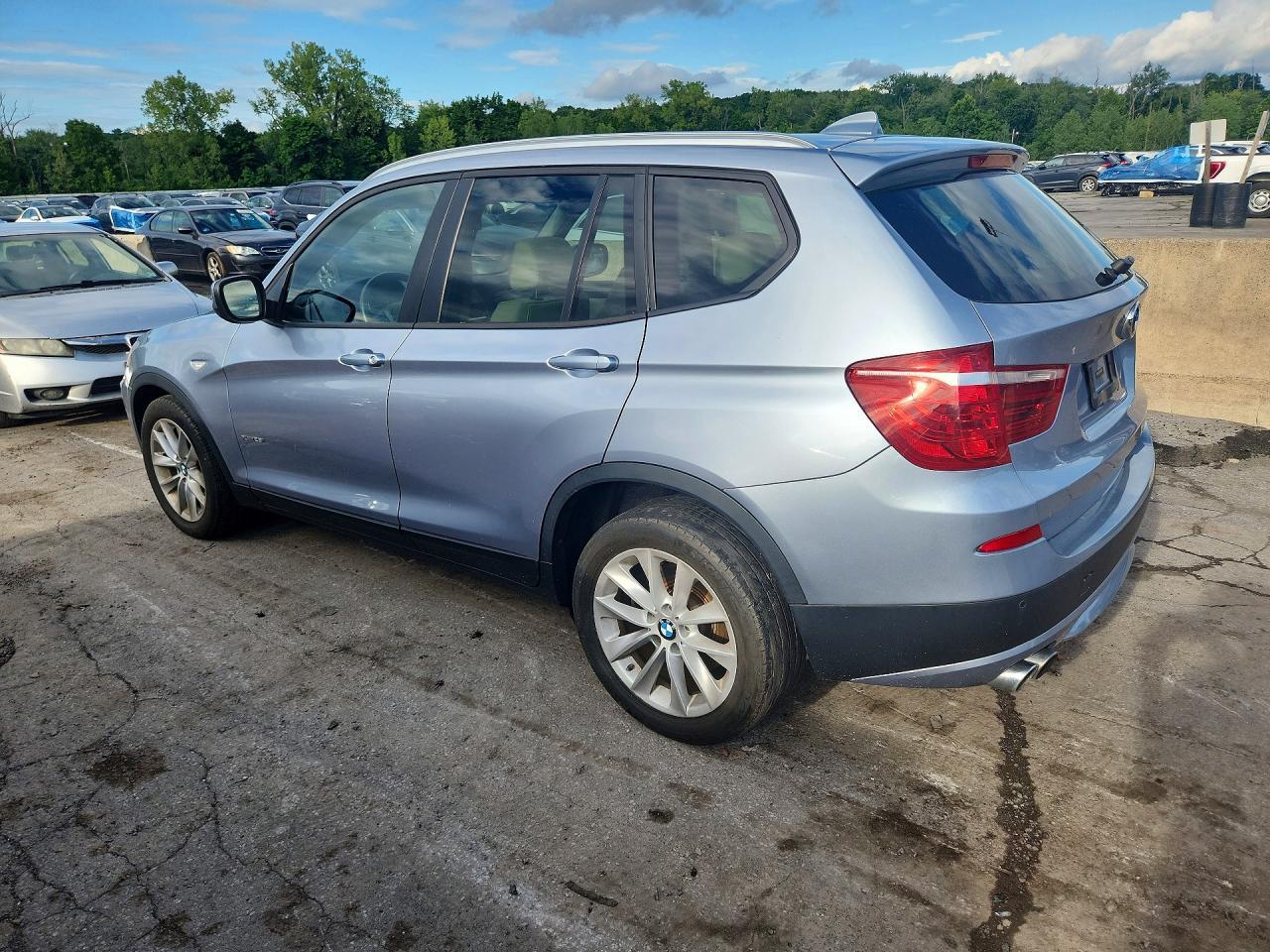 2014 BMW X3 xDrive28I - Фото 2