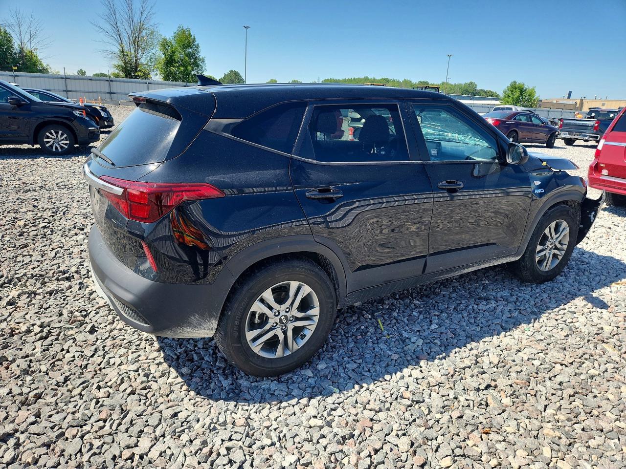 2021 Kia Seltos Lx - Image 3
