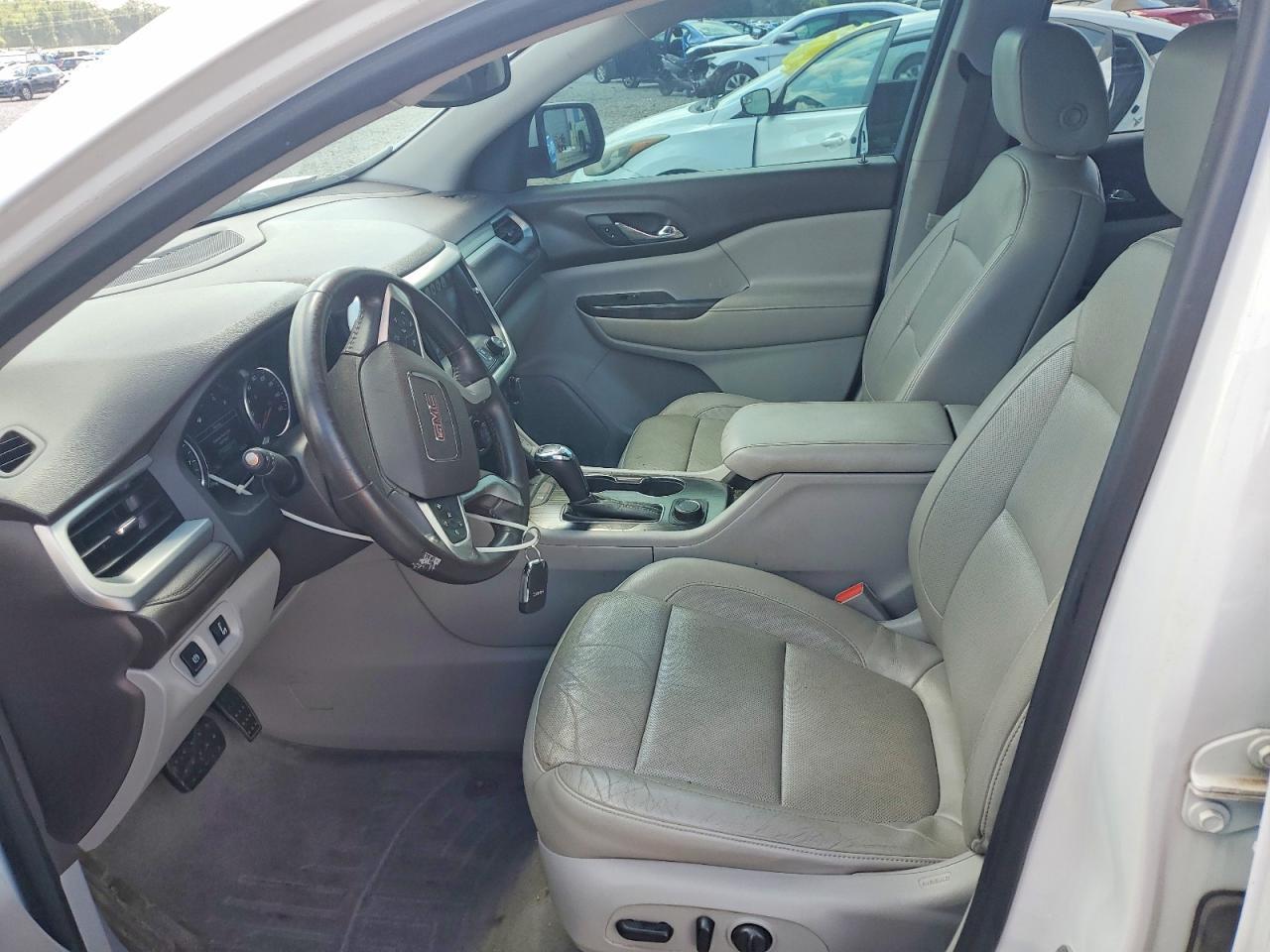 2017 GMC Acadia Slt-2 - Image 7