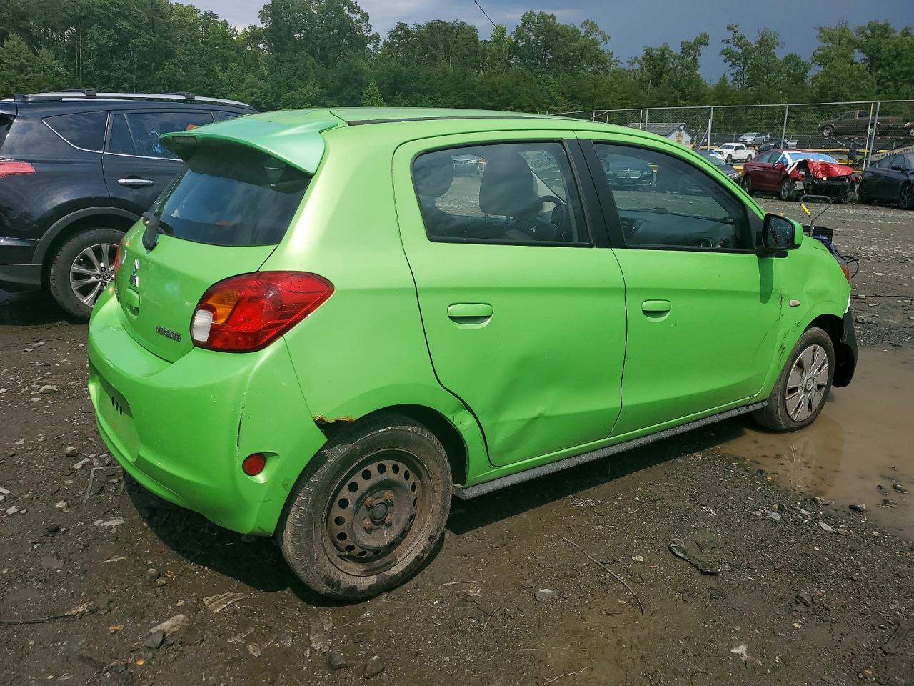 2014 Mitsubishi Mirage De - Image 3