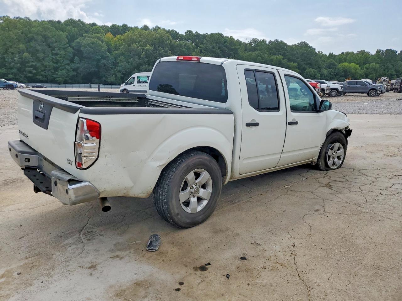2013 Nissan Frontier S - Image 3