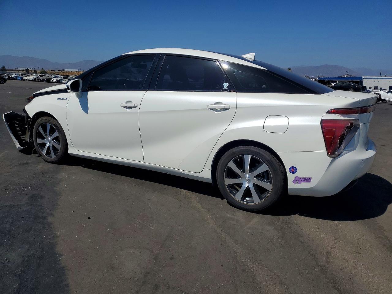 2018 Toyota Mirai Base - Фото 2