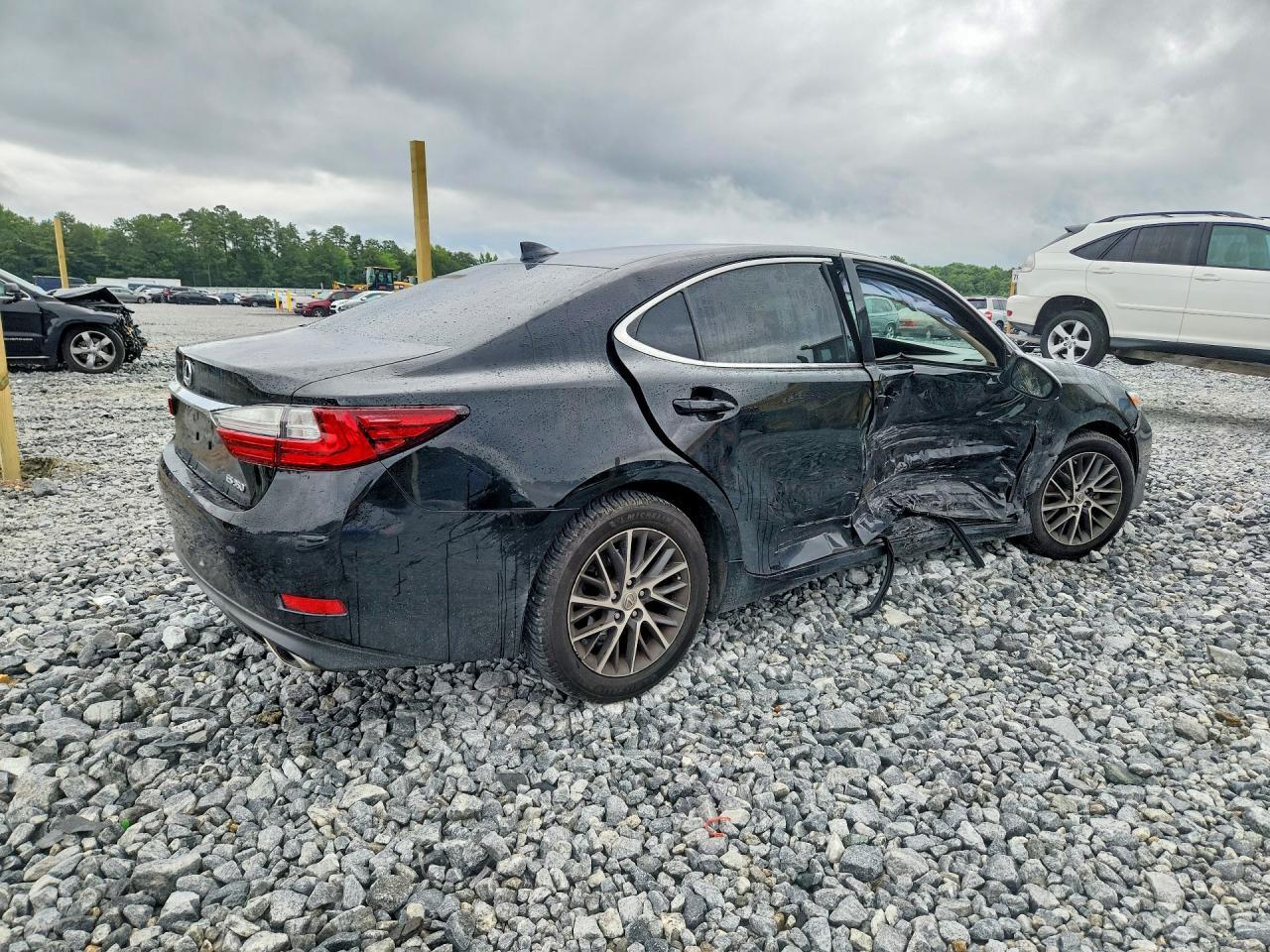 2017 Lexus Es 350 - Фото 3