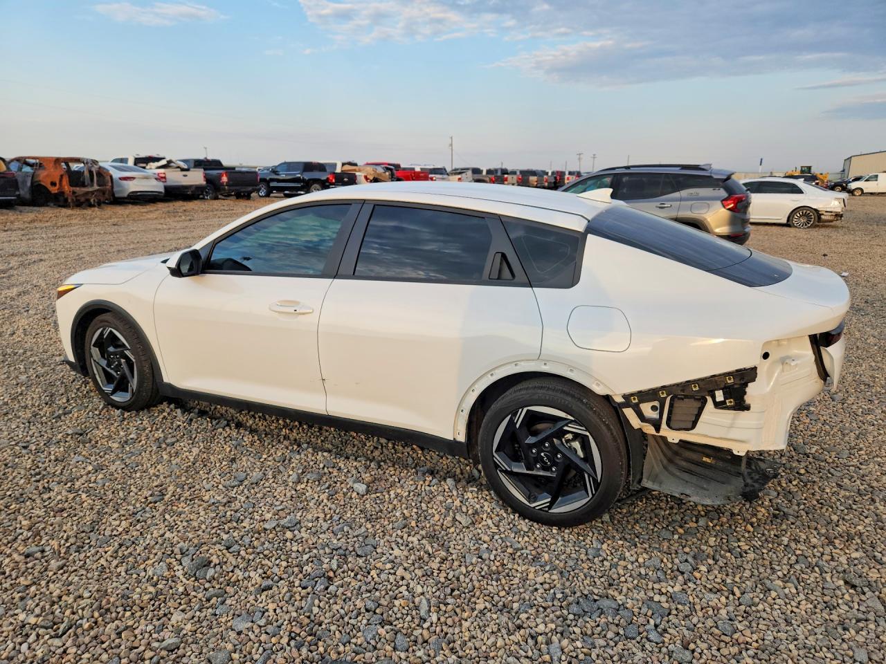2025 Kia K4 Ex - Фото 2