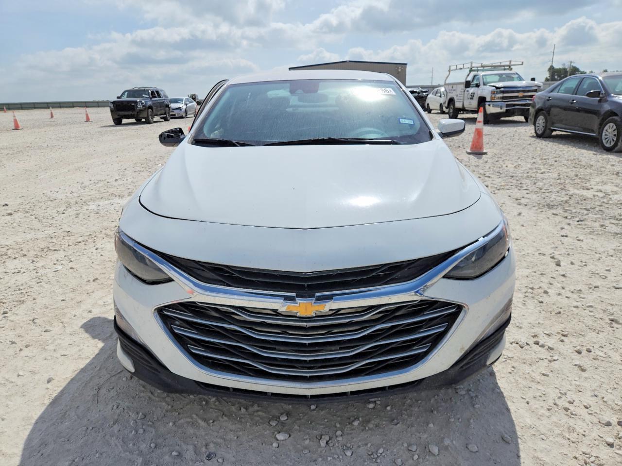 2024 Chevrolet Malibu Lt - Фото 5
