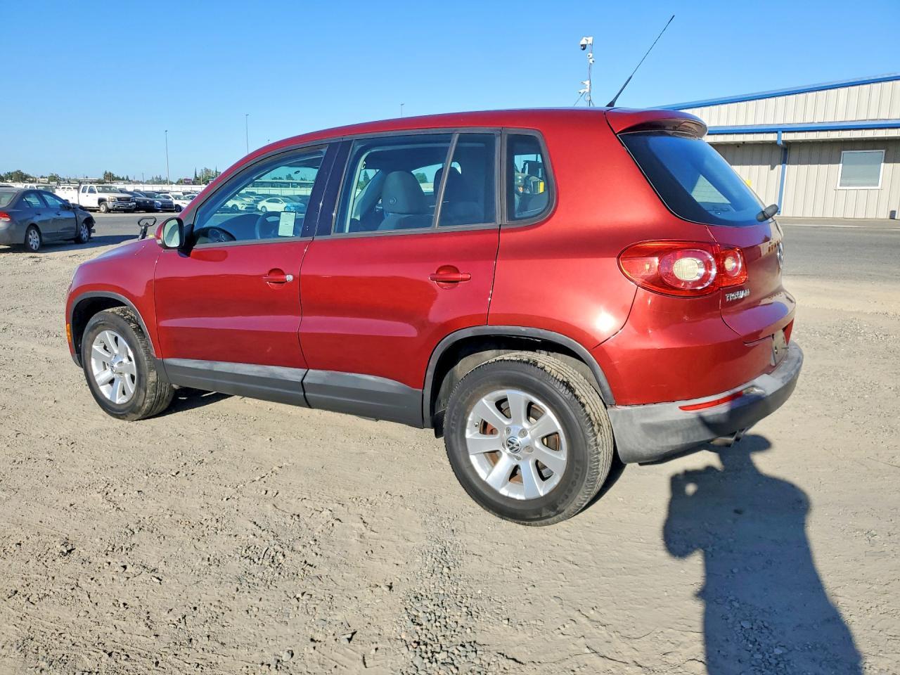 2010 Volkswagen Tiguan S/Se/Sel - Фото 2