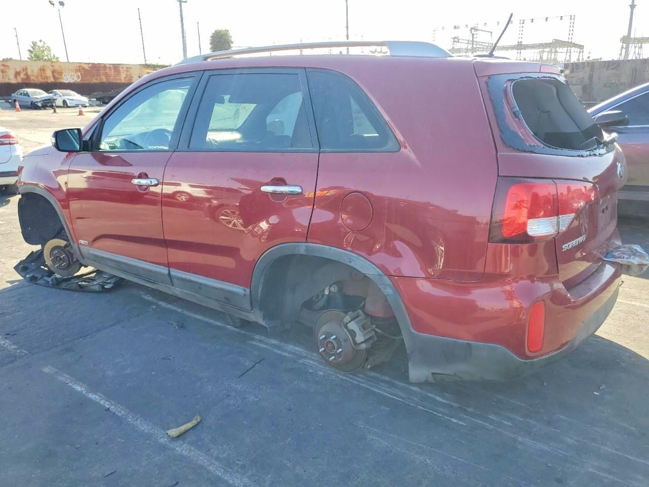 2015 Kia Sorento Lx - Image 2