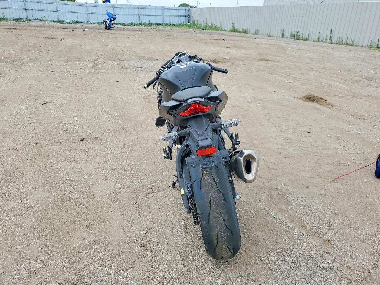 2025 Kawasaki Zx1002 M - Image 4