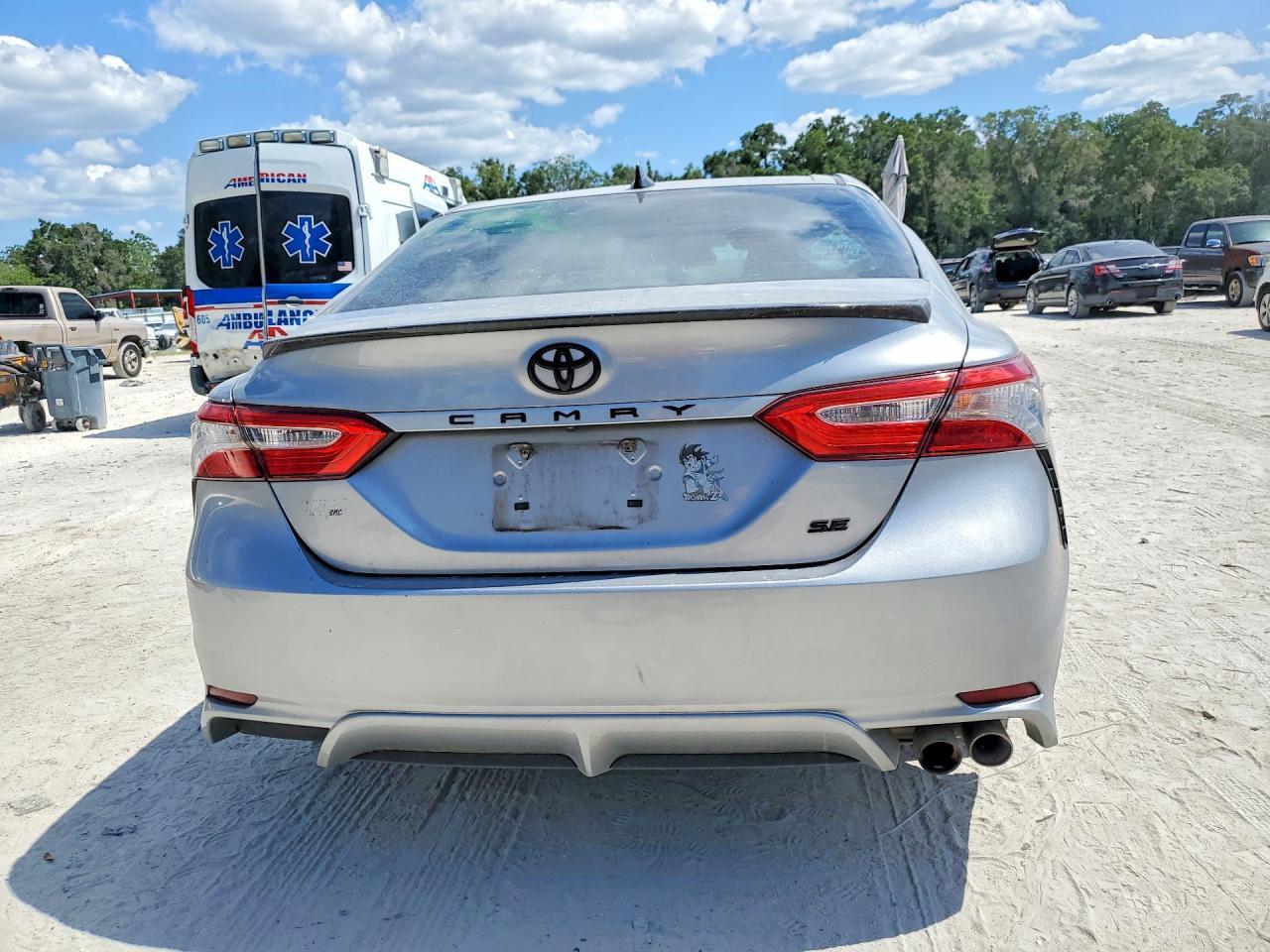 2019 Toyota Camry Se - Фото 6
