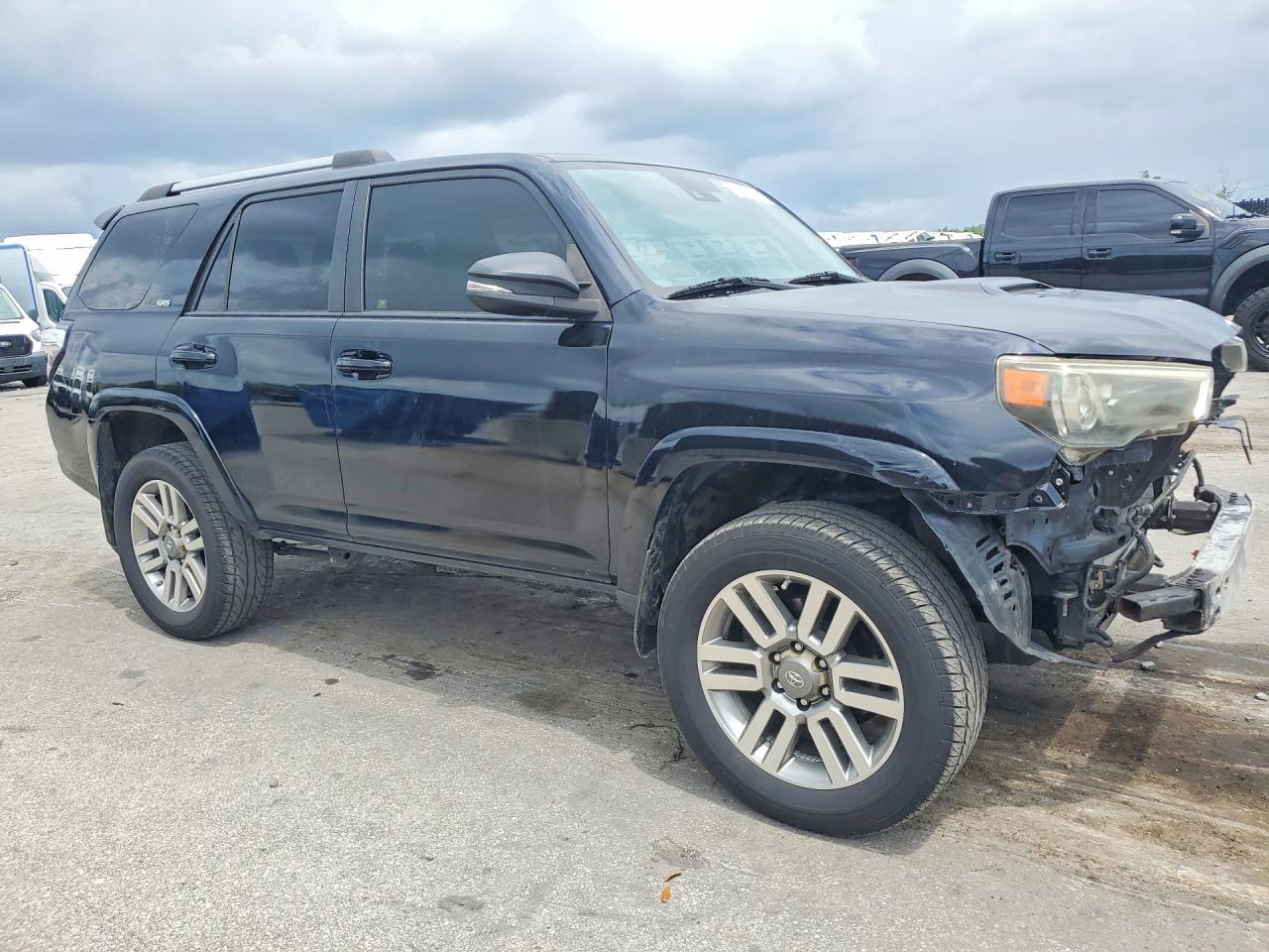 2020 Toyota 4Runner Sr5 - Фото 4