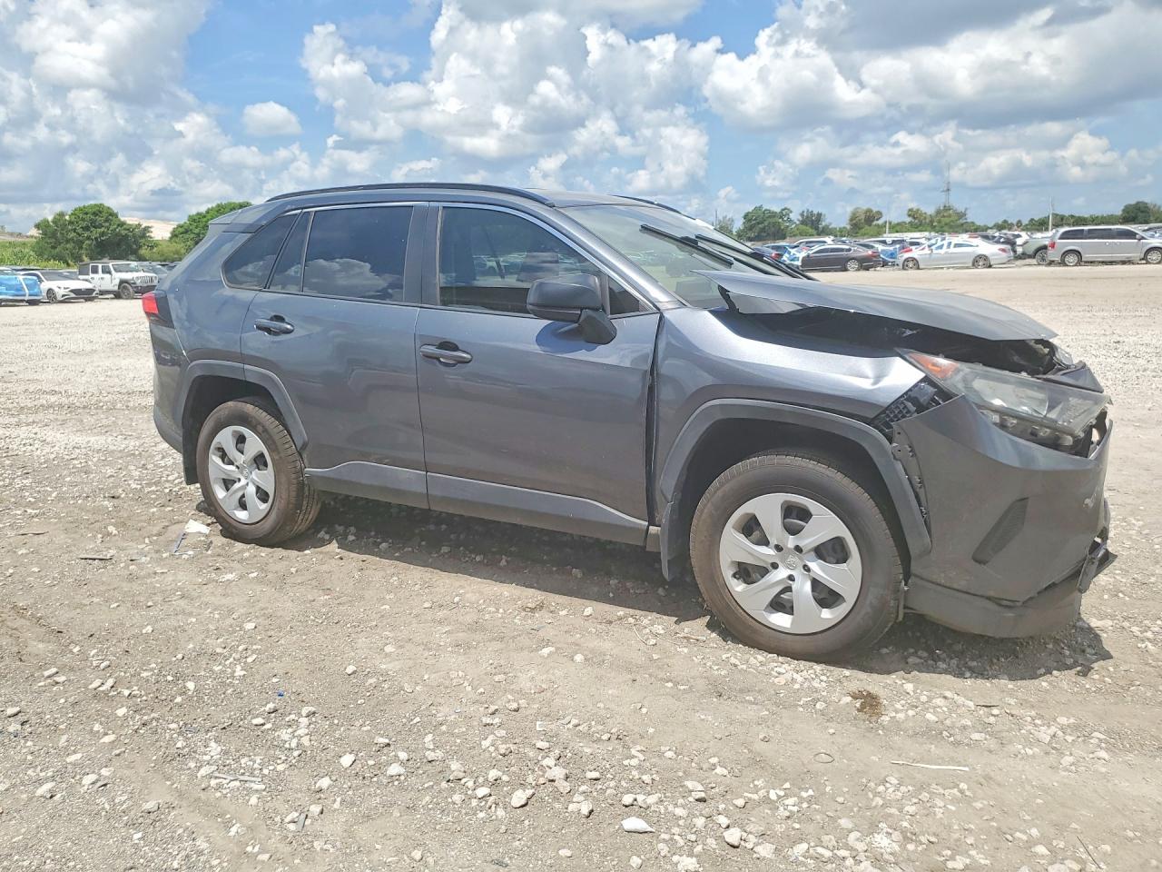 2019 Toyota Rav4 Le - Фото 4