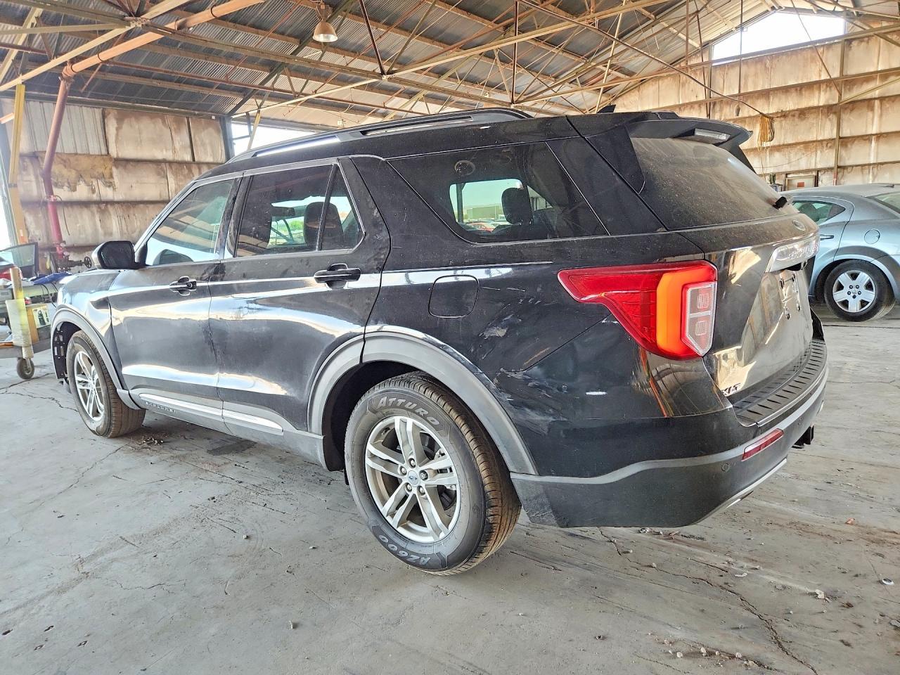 2020 Ford Explorer Xlt - Image 2