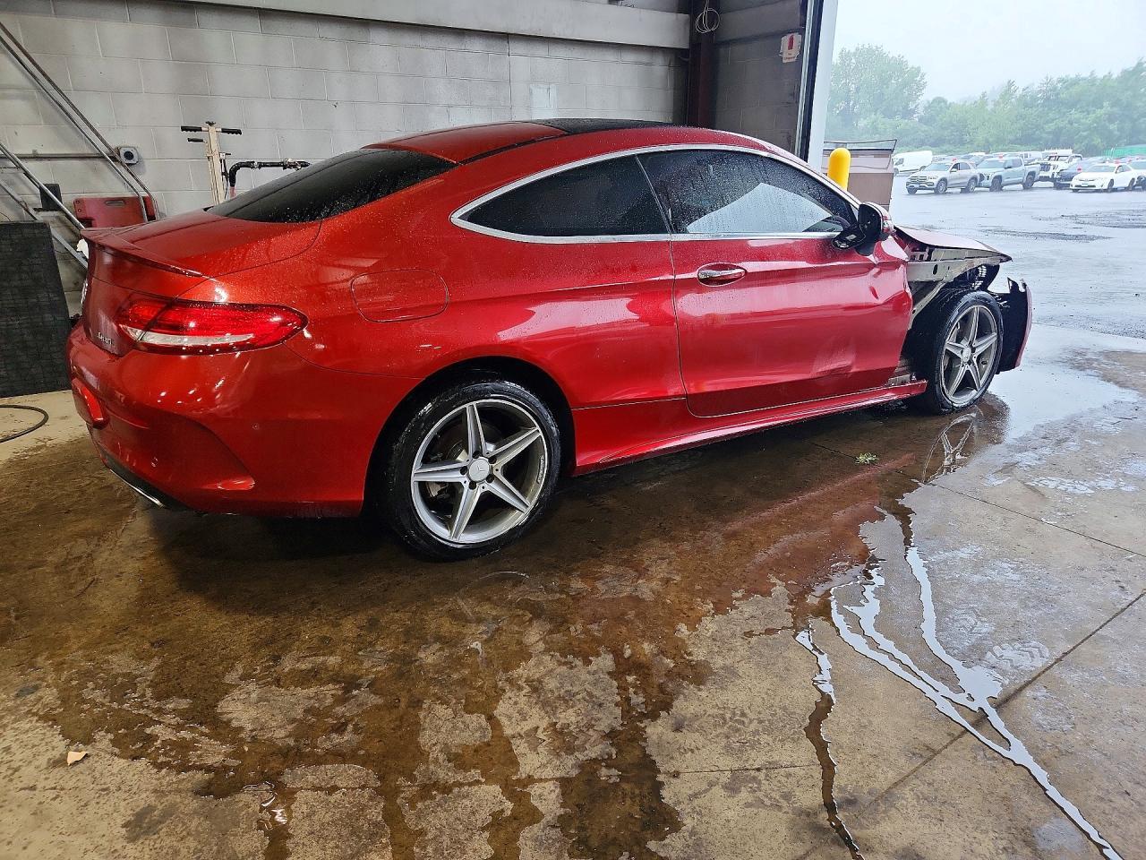 2017 Mercedes-Benz C 300 4Matic - Фото 3