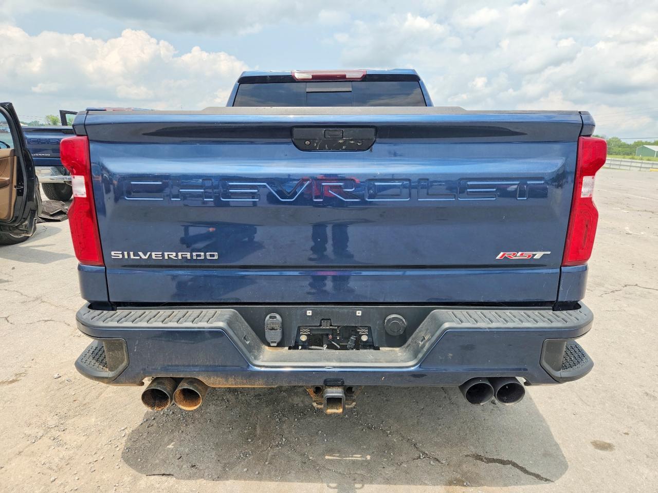 2019 Chevrolet Silverado K1500 Rst - Фото 6