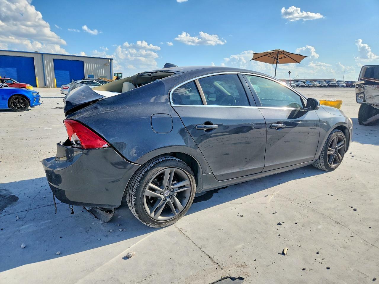 2015 Volvo S60 Platinum - Фото 3