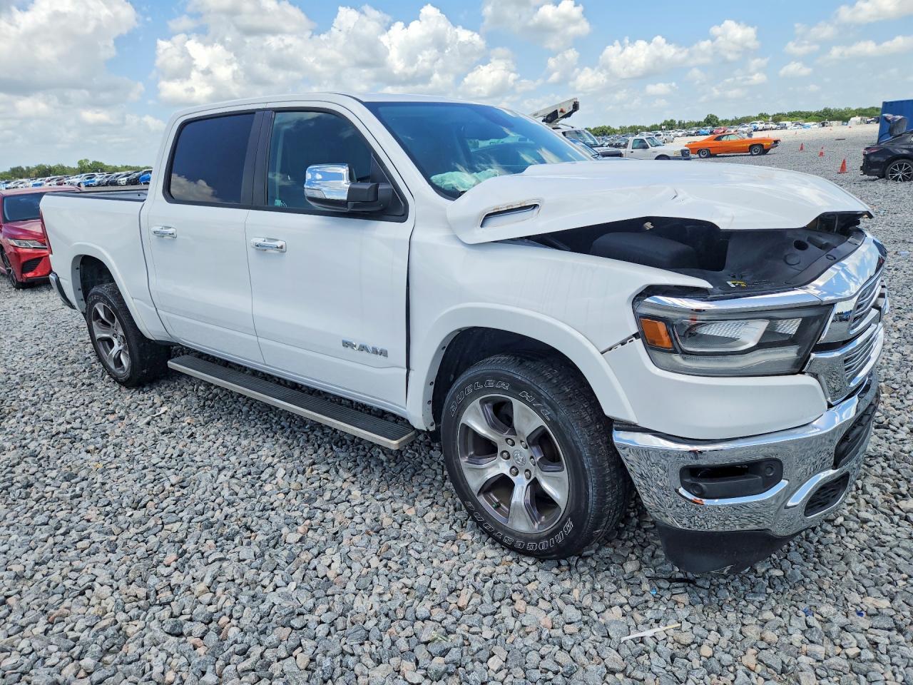 2020 Ram 1500 Laramie - Image 4