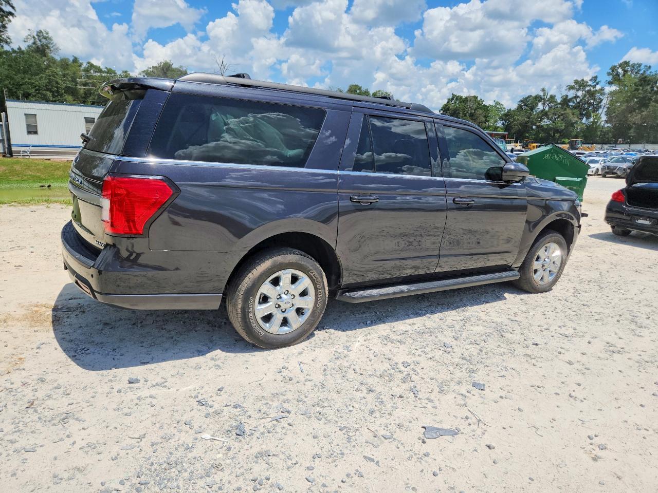 2024 Ford Expedition Max Xlt - Image 3