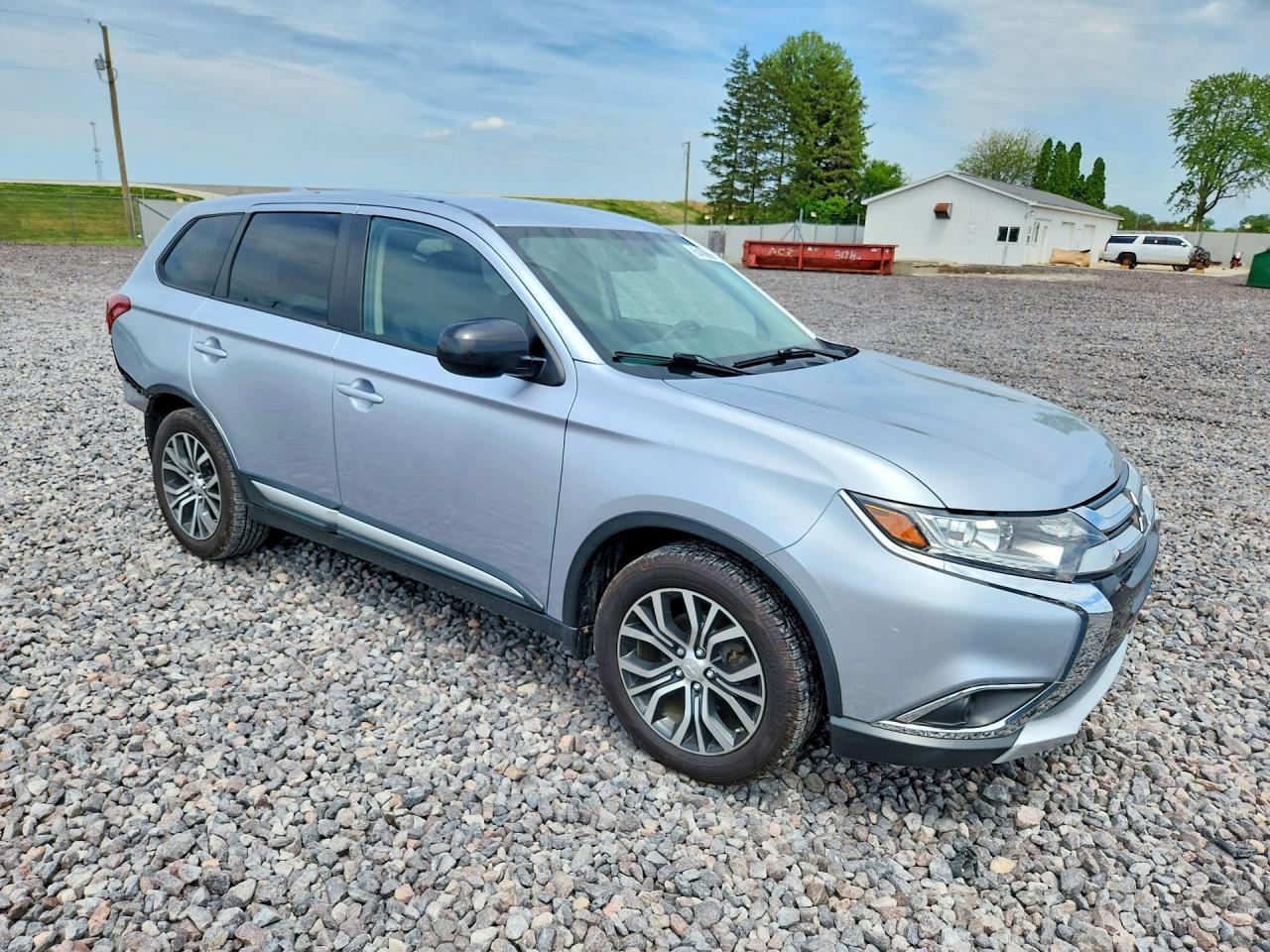 2017 Mitsubishi Outlander Es - Фото 4