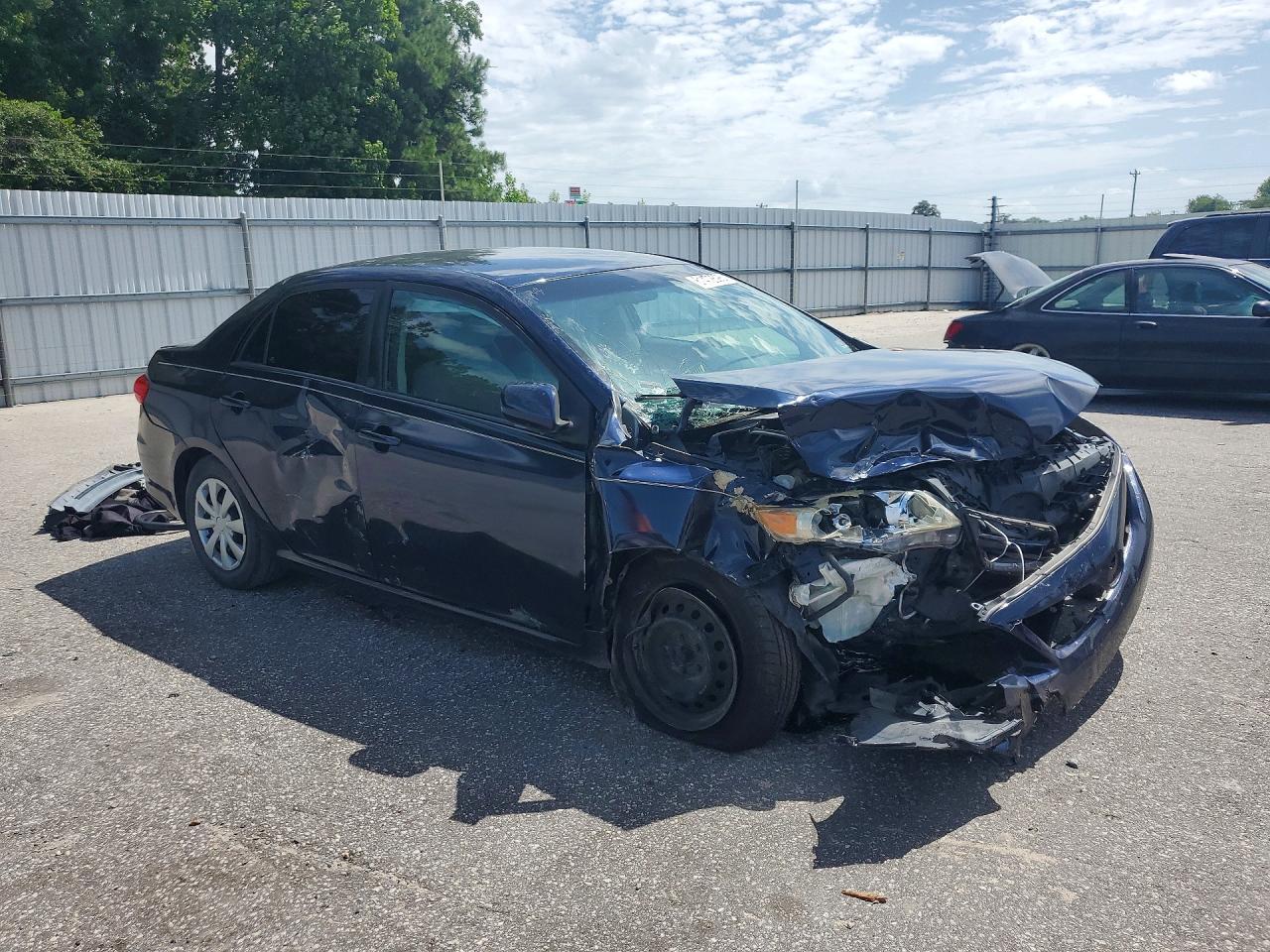 2011 Toyota Corolla Le - Image 4