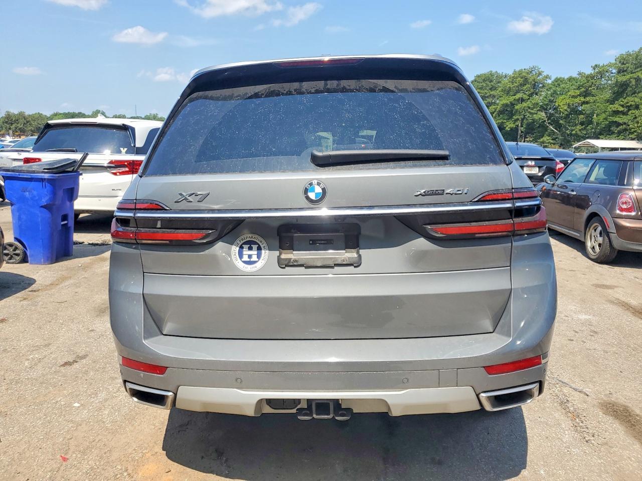 2025 BMW X7 xDrive40I - Image 6