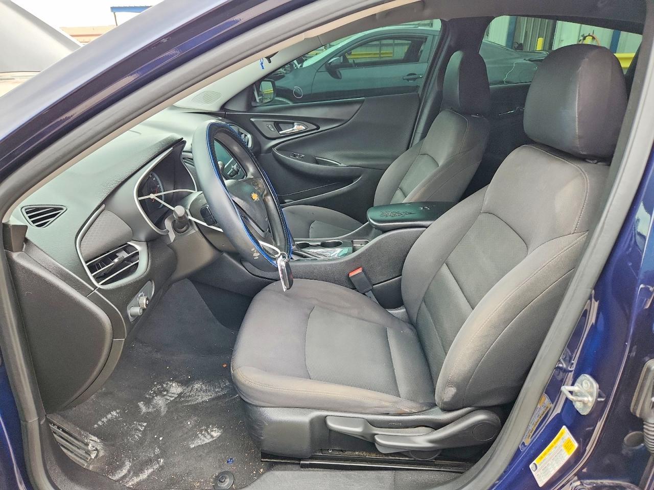 2017 Chevrolet Malibu Ls - Фото 7
