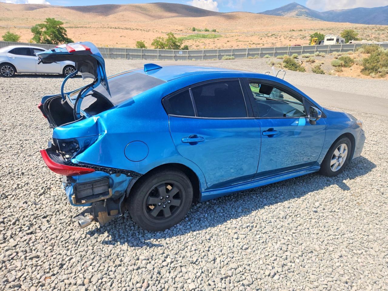 2017 Subaru Impreza Manual - Фото 3