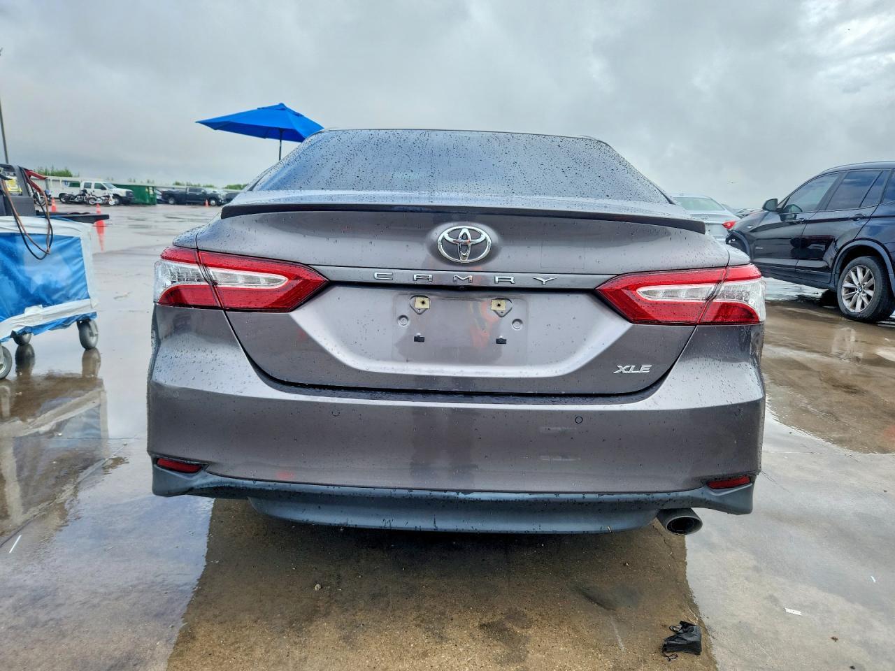 2018 Toyota Camry Xle - Image 6