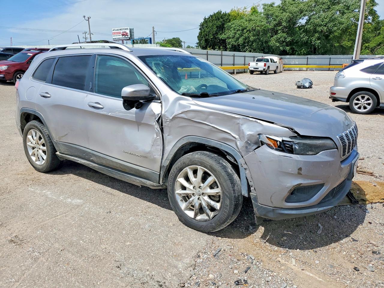 2019 Jeep Cherokee Latitude - Фото 4