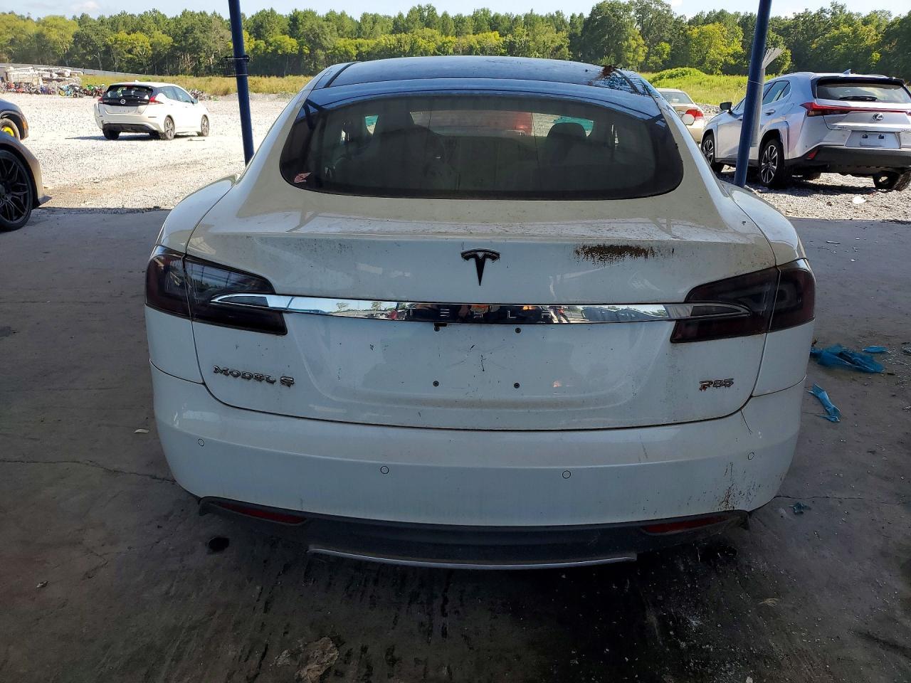 2014 Tesla Model S - Image 6