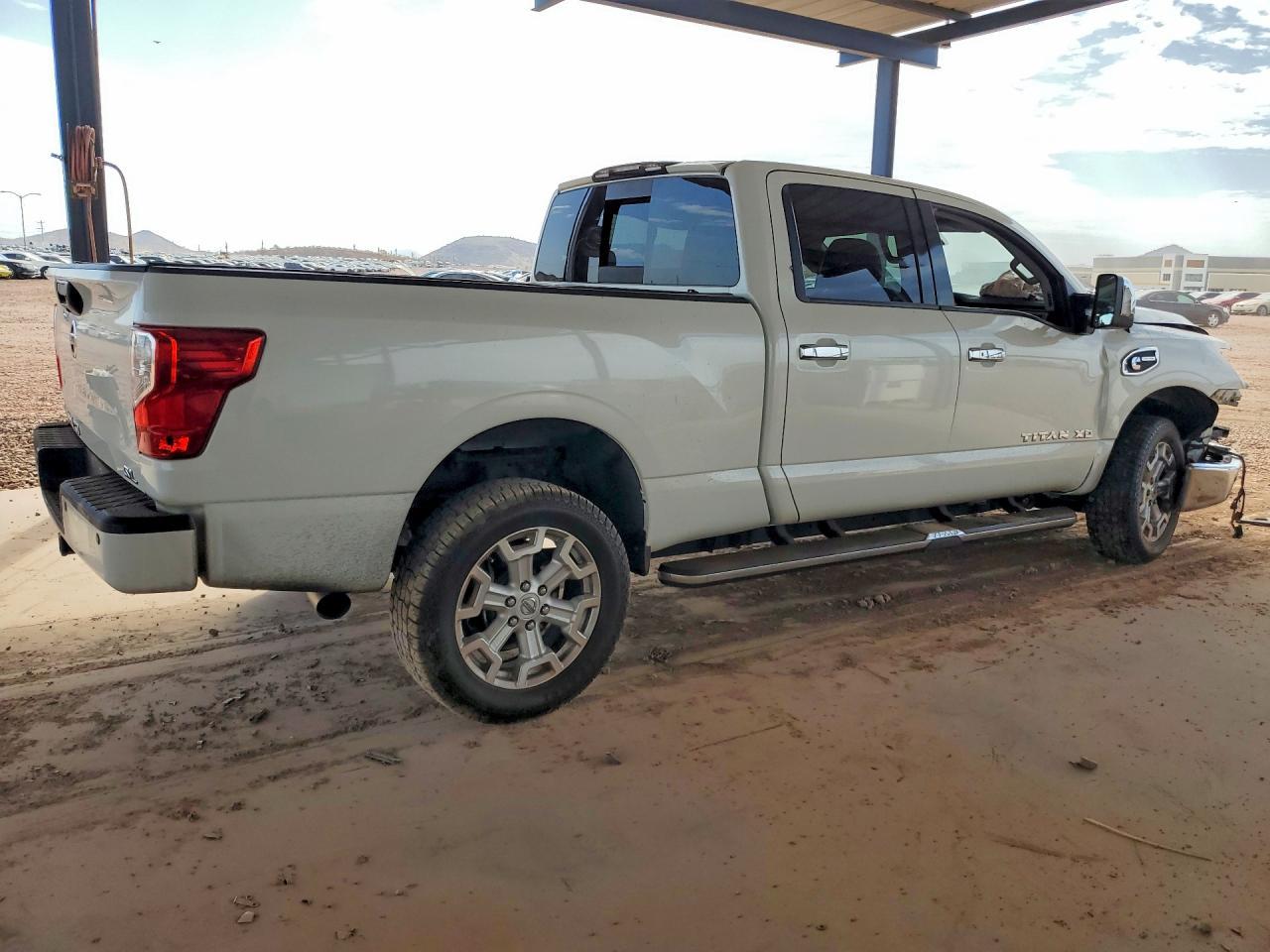 2016 Nissan Titan Xd Sl - Image 3